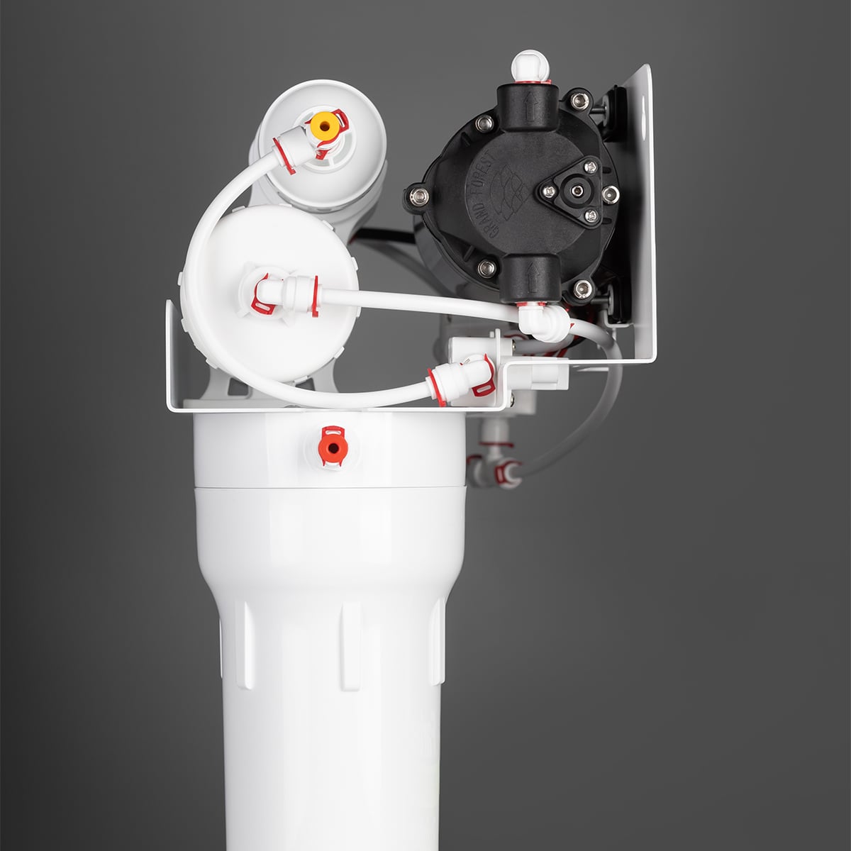 Standard PRO avec pompe et minéralisation MO550MPECOSTD — Vue de profil côté pompe